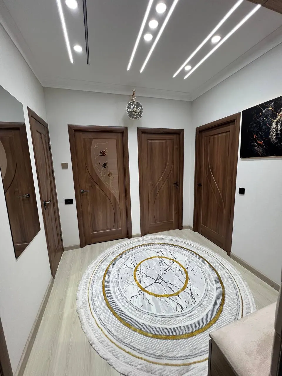 Продаётся 4-комнатная квартира, 68 м², 2/4 этаж — Чиланзарский район