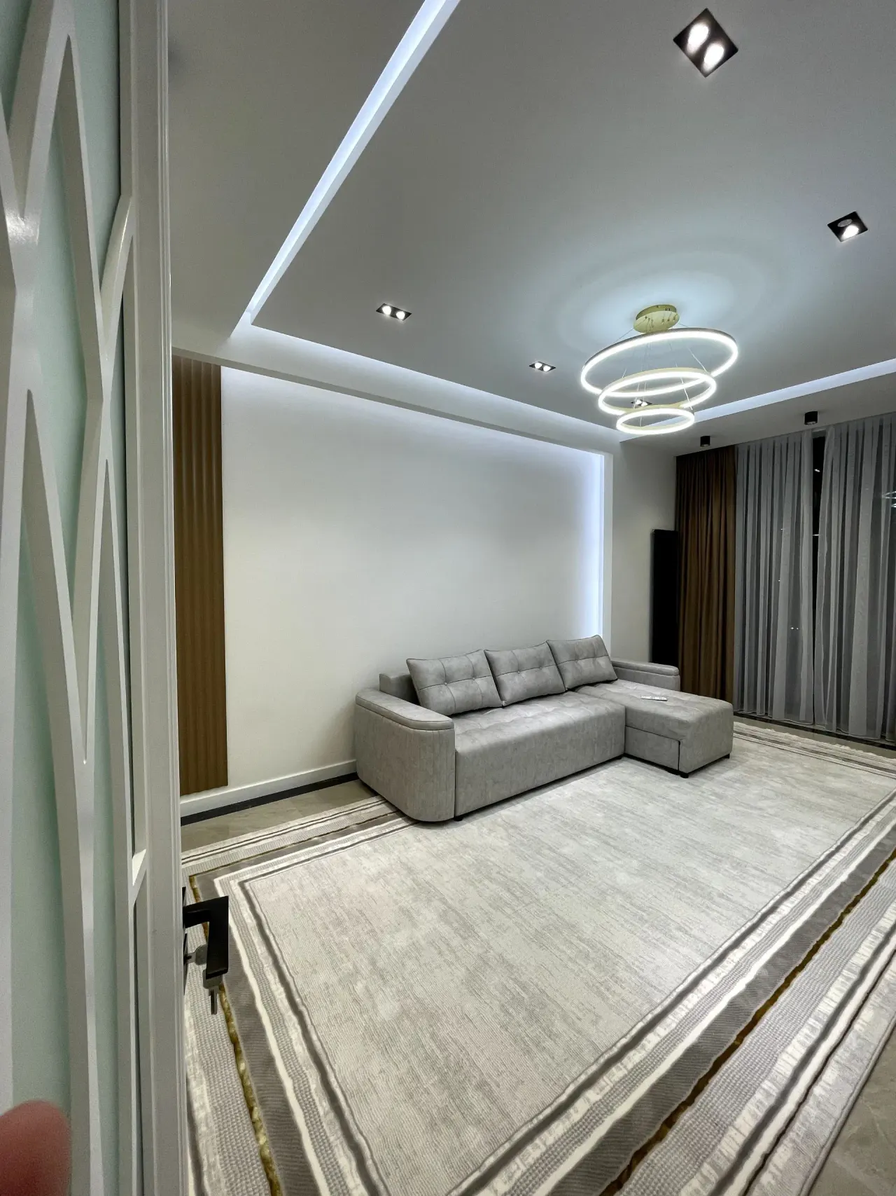 Сдаётся 2-комнатная квартира, 62 м², 4/8 этаж — Яккасарайский район