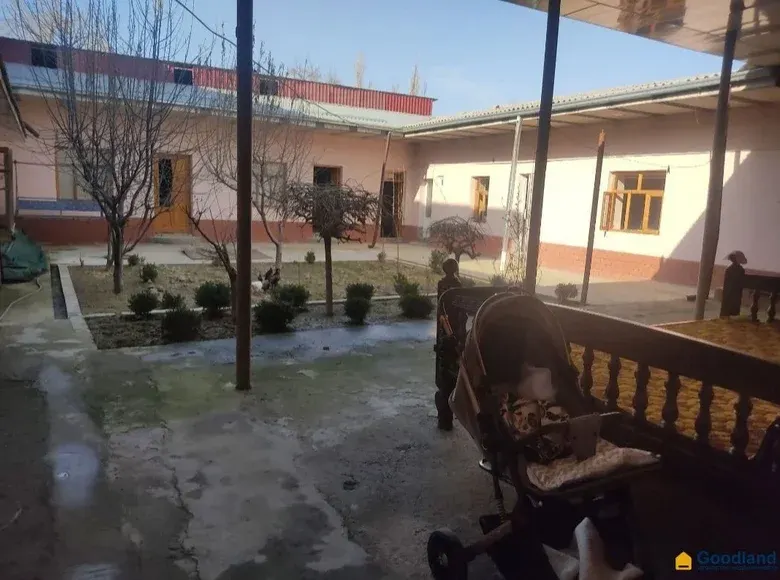 Сотилади ҳовли уй, 200 м² — Юнусобод тумани