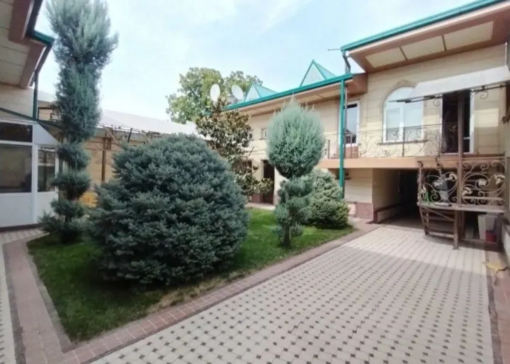Ижарага берилади 6 хонали ҳовли уй, 4 сотих, 2 қаватли — Юнусобод тумани
