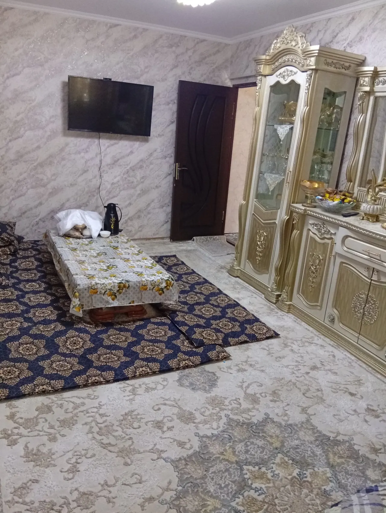 Sotiladi 2 xonali kvartira, 56 m², 4/4 qavat — Chirchiq shahri