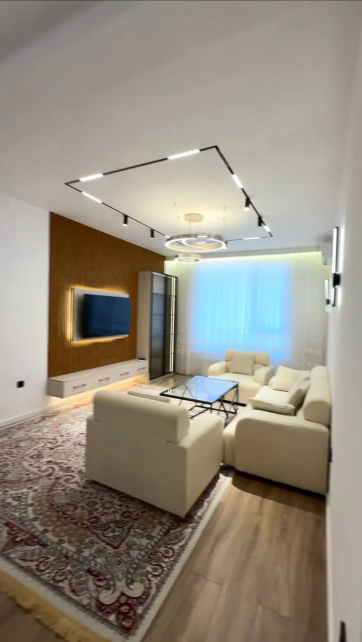 Sotiladi 3 xonali kvartira, 104 m², 8/12 qavat — Olmazor tumani