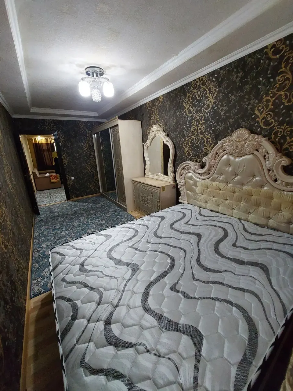 Sotiladi 2 xonali kvartira, 56 m², 3/5 qavat — Shayxontohur tumani