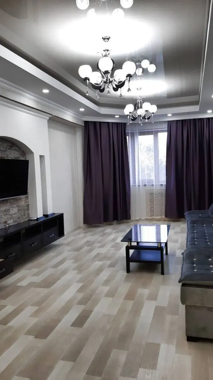 Sotiladi 4 xonali kvartira, 115 m², 3/5 qavat — Mirobod tumani