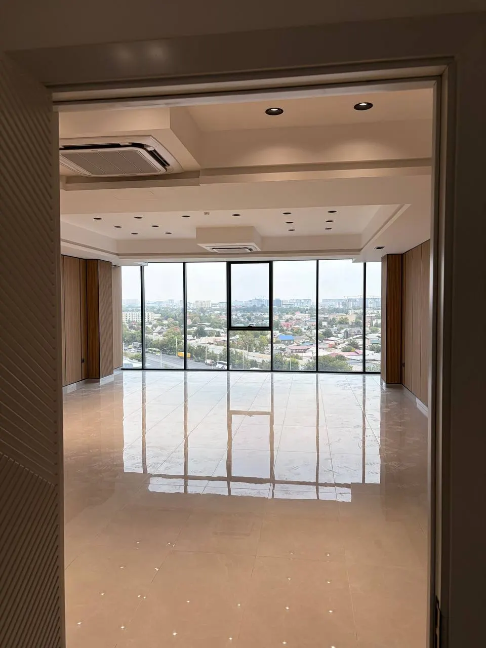 Ijaraga beriladi tijorat binosi, 74 m² — Yakkasaroy tumani