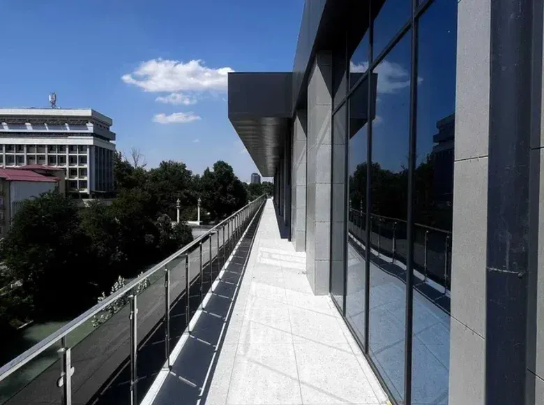 Ijaraga beriladi tijorat binosi, 12500 m², 5/5 qavat — Yunusobod tumani