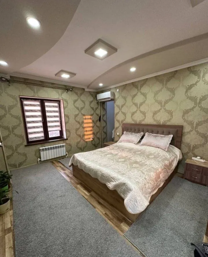 Сдаётся 4-комнатная квартира, 125 м², 4/16 этаж — Яккасарайский район