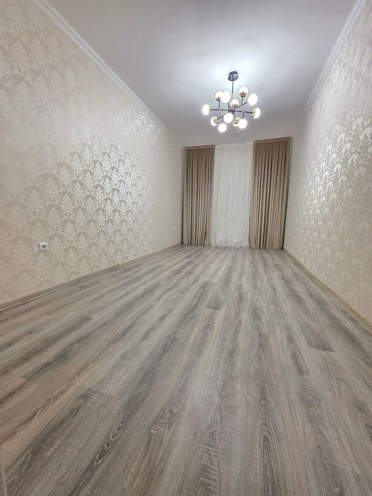 Sotiladi 3 xonali kvartira, 74 m², 10/16 qavat — Yangihayot tumani