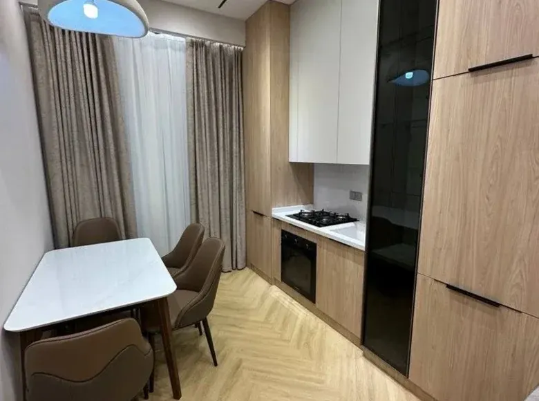 Продаётся 2-комнатная квартира, 50 м², 2/14 этаж — Юнусабадский район