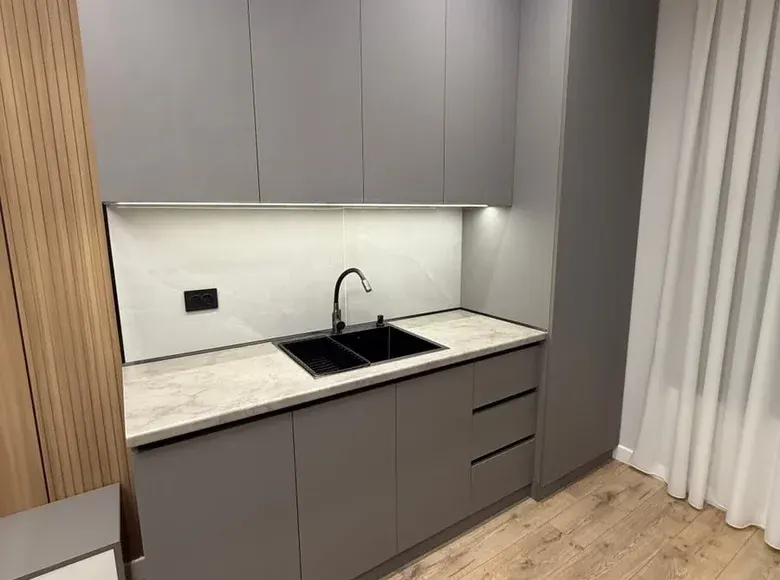 Sotiladi 2 xonali kvartira, 50 m², 6/17 qavat — Mirobod tumani