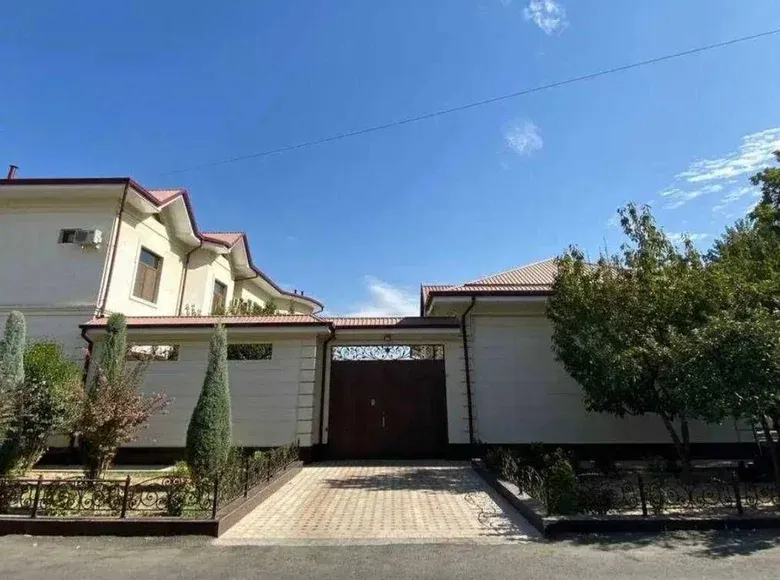 Продаётся 12-комнатный дом, 5 сот. — Юнусабадский район