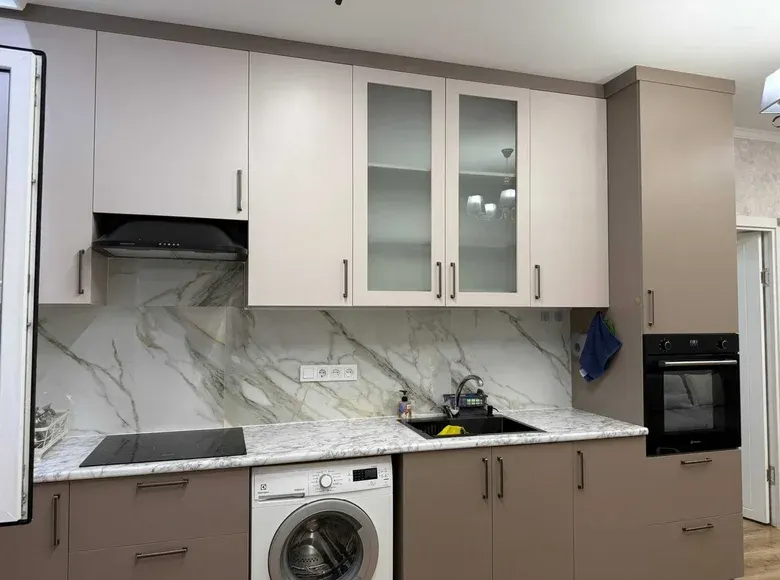 Продаётся 4-комнатная квартира, 66 м², 5/10 этаж — Бектемирский район