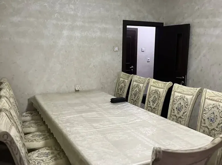 Сотилади 2 хонали квартира, 58 м², 2/9 қават — Янгиҳаёт тумани