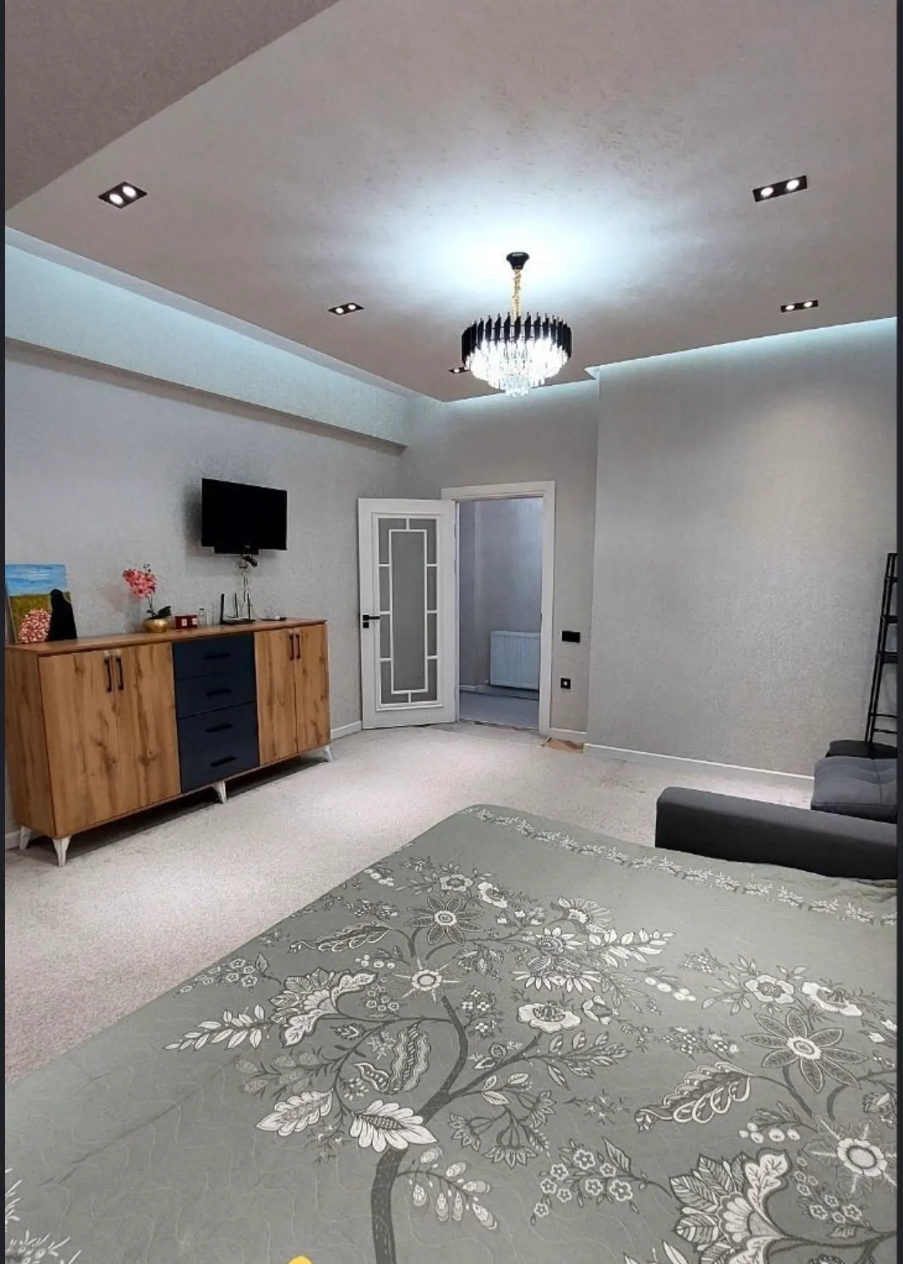 Ижарага берилади 1 хонали квартира, 49 м², 7/10 қават — Сергели тумани