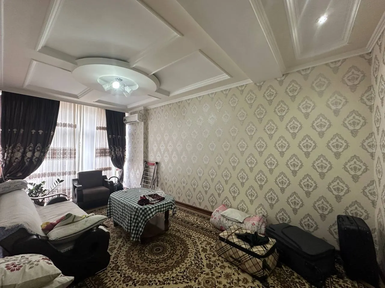 Сотилади 2 хонали квартира, 65 м², 3/6 қават — Мирзо Улуғбек тумани