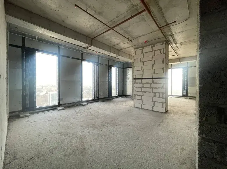 Сотилади 3 хонали квартира, 72 м², 27/51 қават — Шайхонтоҳур тумани
