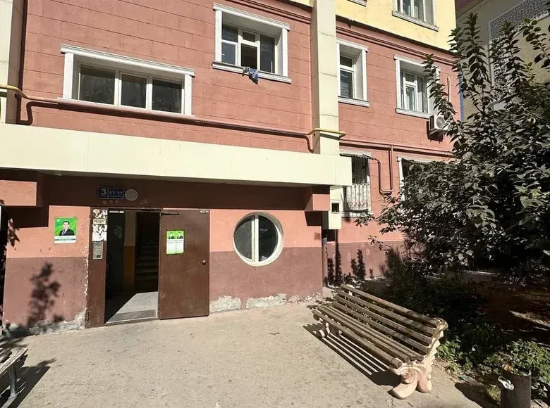 Сотилади 2 хонали квартира, 54 м², 1/7 қават — Янгиҳаёт тумани