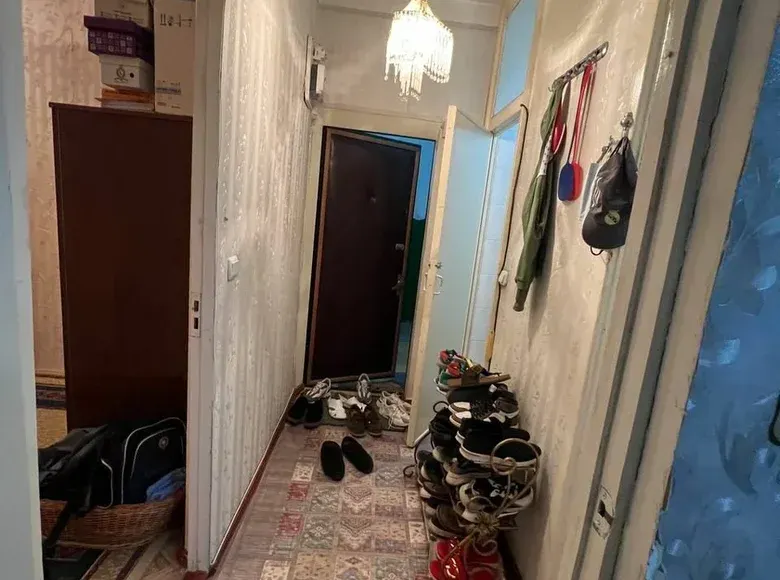 Сотилади 3 хонали квартира, 3/4 қават — Томди тумани