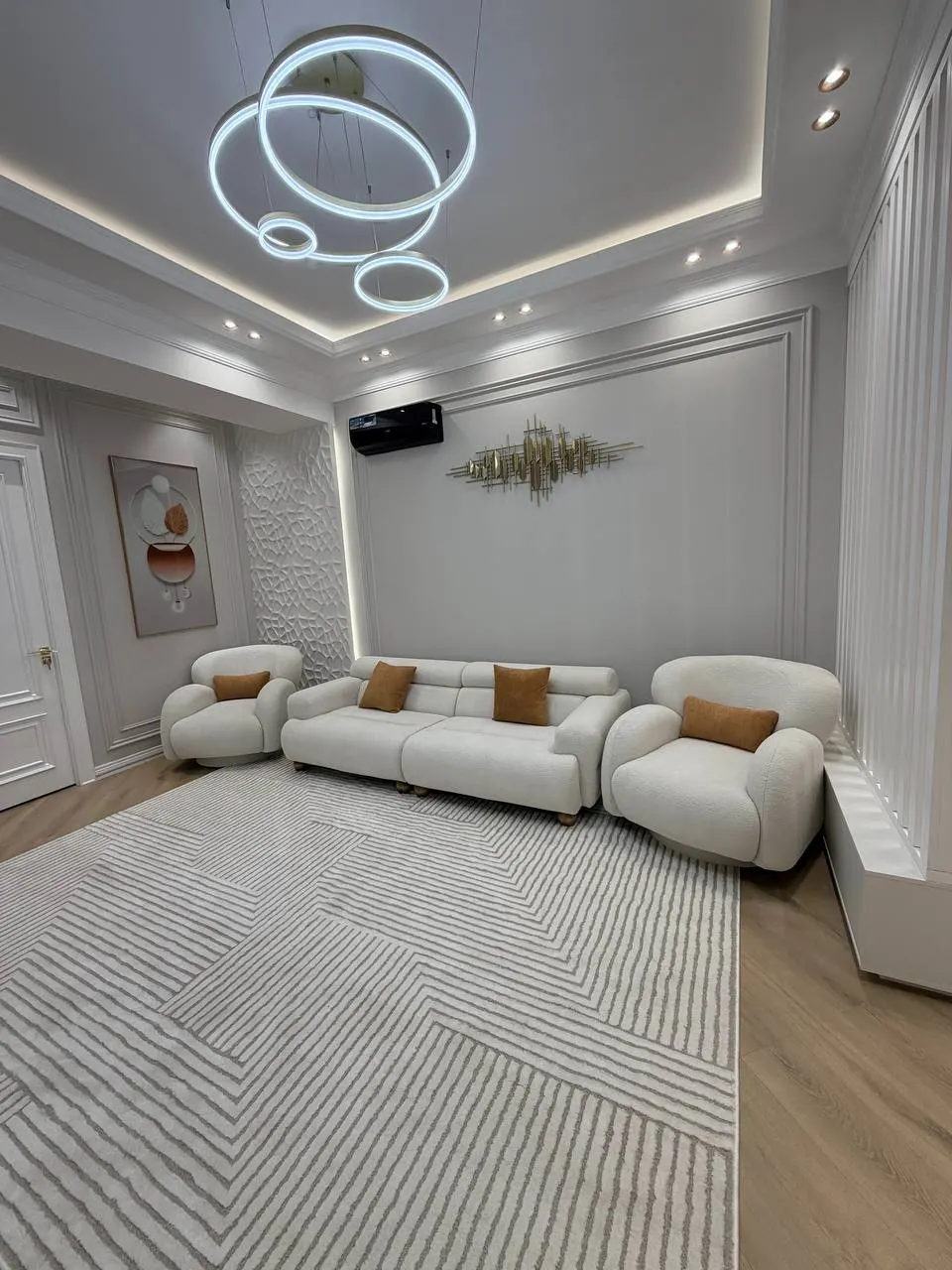 Sotiladi 4 xonali kvartira, 118 m², 2/10 qavat — Mirzo Ulugʻbek tumani