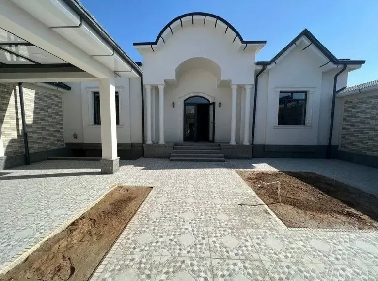 Sotiladi 5 xonali hovli uy — Qibray tumani