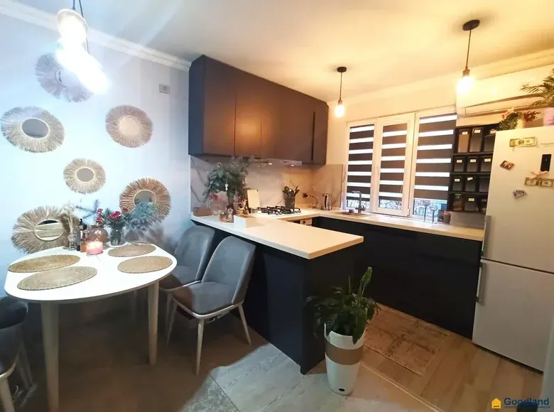 Сотилади 2 хонали квартира, 54 м², 4/8 қават — Яккасарой тумани