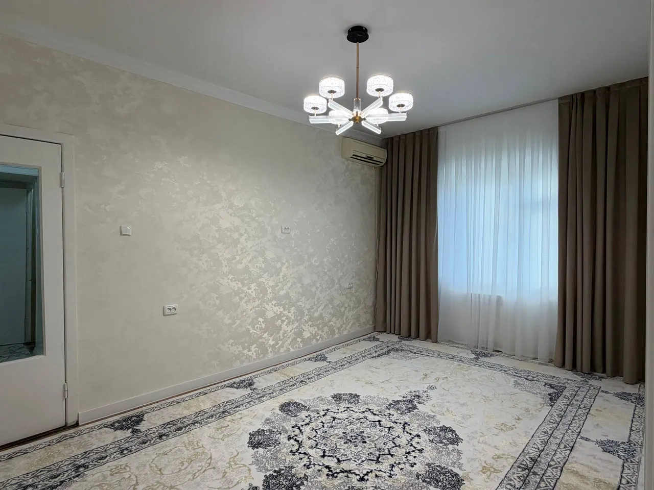 Sotiladi 1 xonali kvartira, 40 m², 2/4 qavat — Yashnobod tumani