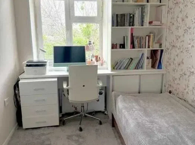 Sotiladi 2 xonali kvartira, 50 m², 4/4 qavat — Mirobod tumani