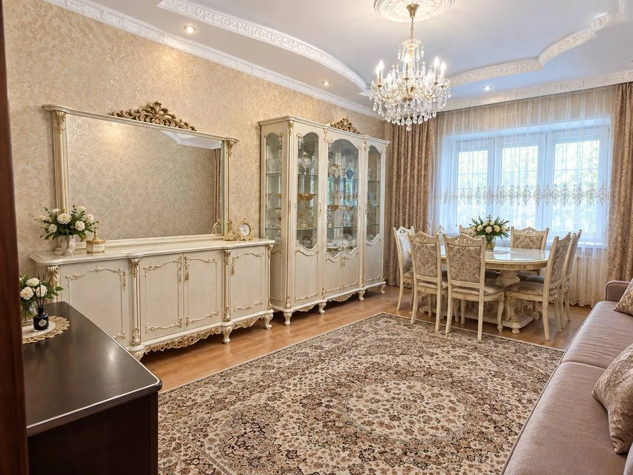 Продаётся 4-комнатная квартира, 81 м², 2/4 этаж — Шайхантахурский район