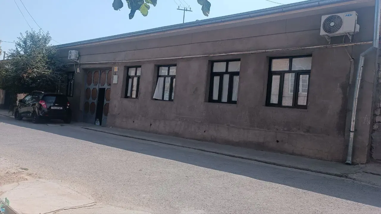 Продаётся дом, 10 сот. — Алмазарский район