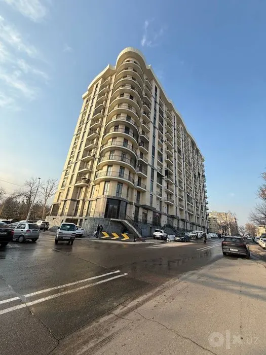 Sotiladi tijorat binosi, 120 m², 1/13 qavat — Mirzo Ulugʻbek tumani