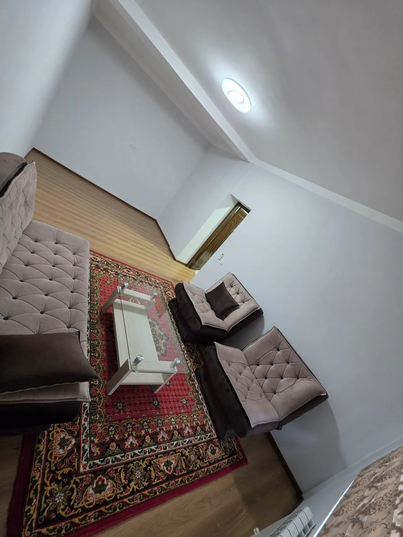 Ijaraga beriladi 2 xonali kvartira, 60 m², 1/9 qavat — Yashnobod tumani
