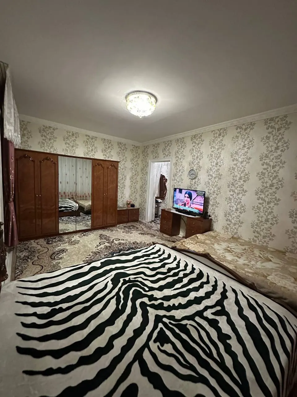 Продаётся 1-комнатная квартира, 42 м², 5/9 этаж — Шайхантахурский район