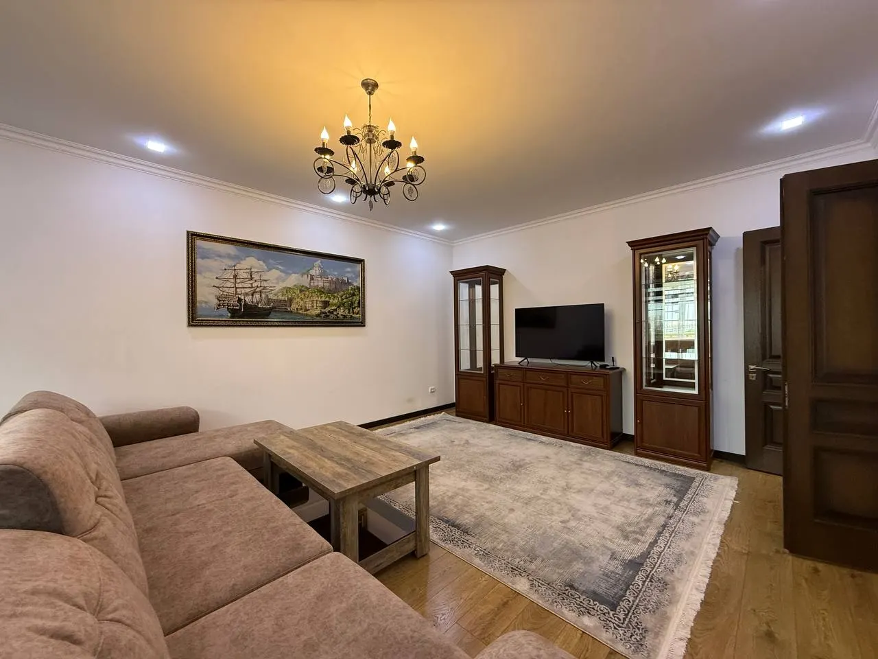 Сдаётся 3-комнатная квартира, 135 м², 8/9 этаж — Мирзо-Улугбекский район