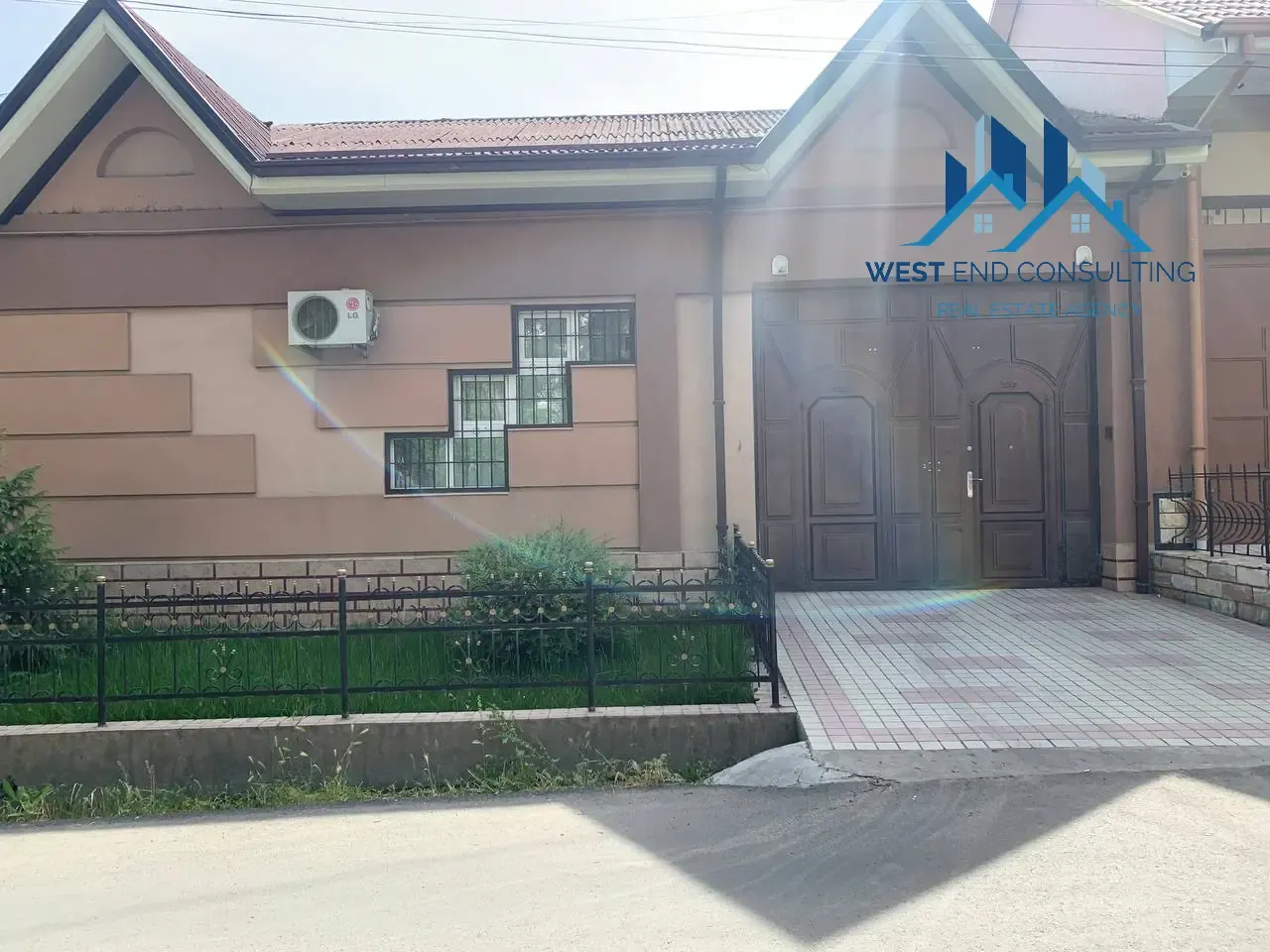 Ijaraga beriladi dala hovli, 3 sotix, 350 m² — Yakkasaroy tumani