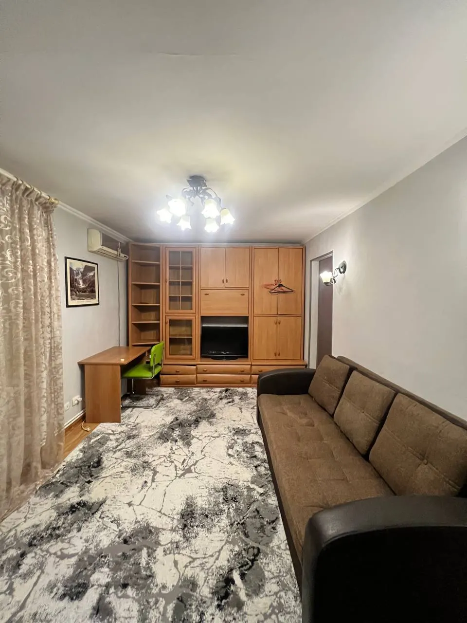 Ижарага берилади 1 хонали квартира, 35 м², 1/5 қават — Мирзо Улуғбек тумани