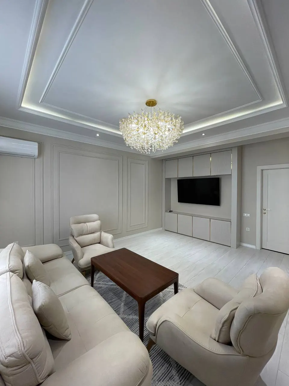 Ijaraga beriladi 3 xonali kvartira, 105 m², 6/7 qavat — Shayxontohur tumani