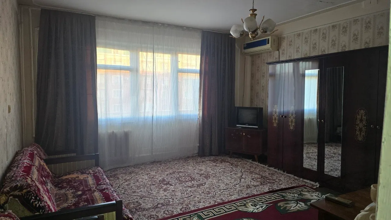 Ijaraga beriladi 3 xonali kvartira, 75 m², 6/9 qavat — Yakkasaroy tumani