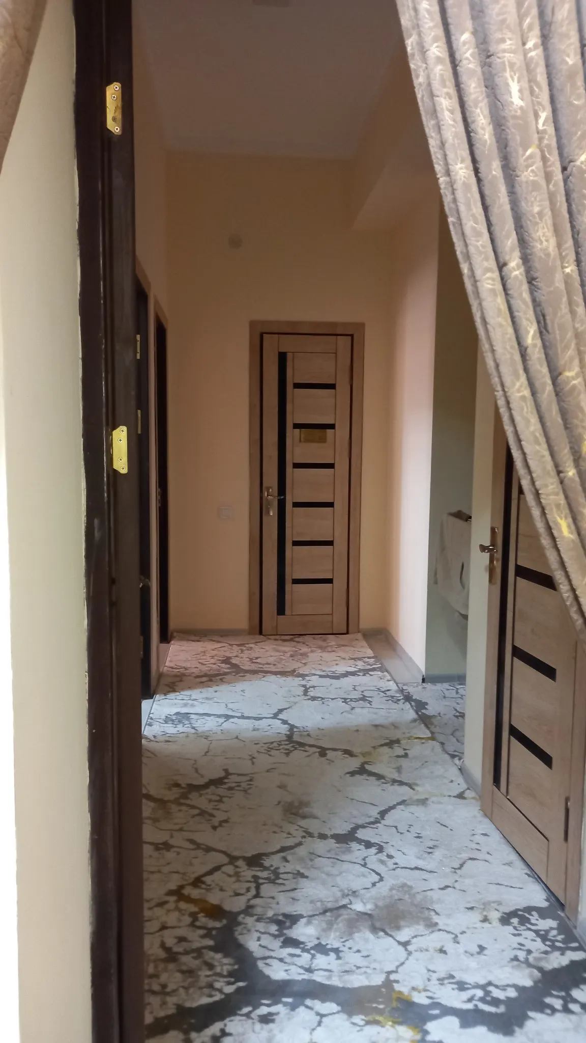 Сотилади 2 хонали квартира, 65 м², 6/7 қават — Нурафшон шаҳри