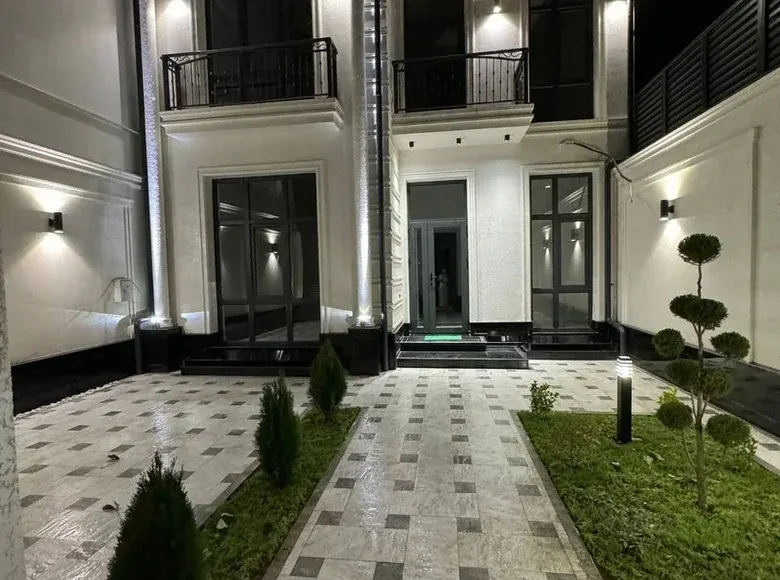 Сотилади 6 хонали ҳовли уй, 360 м² — Мирзо Улуғбек тумани