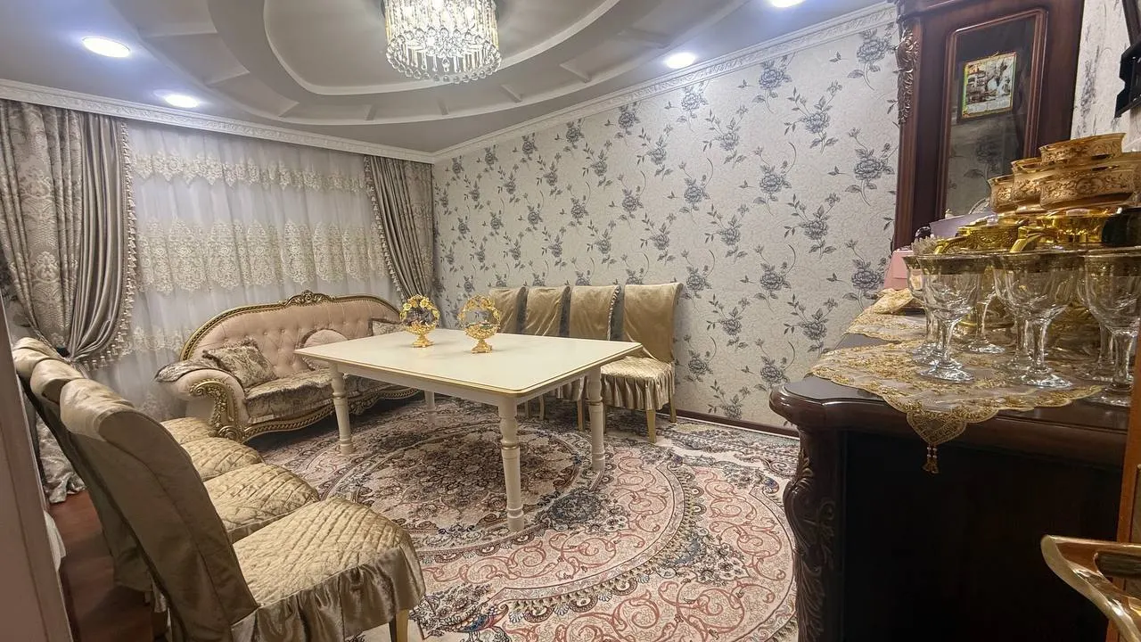 Sotiladi 3 xonali kvartira, 70 m², 2/4 qavat — Olmazor tumani