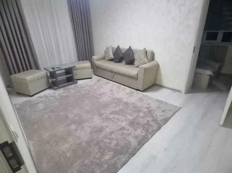 Сдаётся 2-комнатная квартира, 45 м², 4/5 этаж — Яккасарайский район