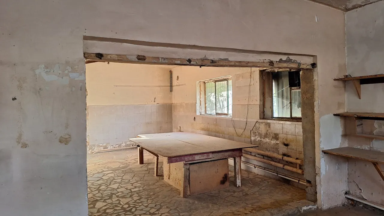 Sotiladi tijorat binosi — Yashnobod tumani