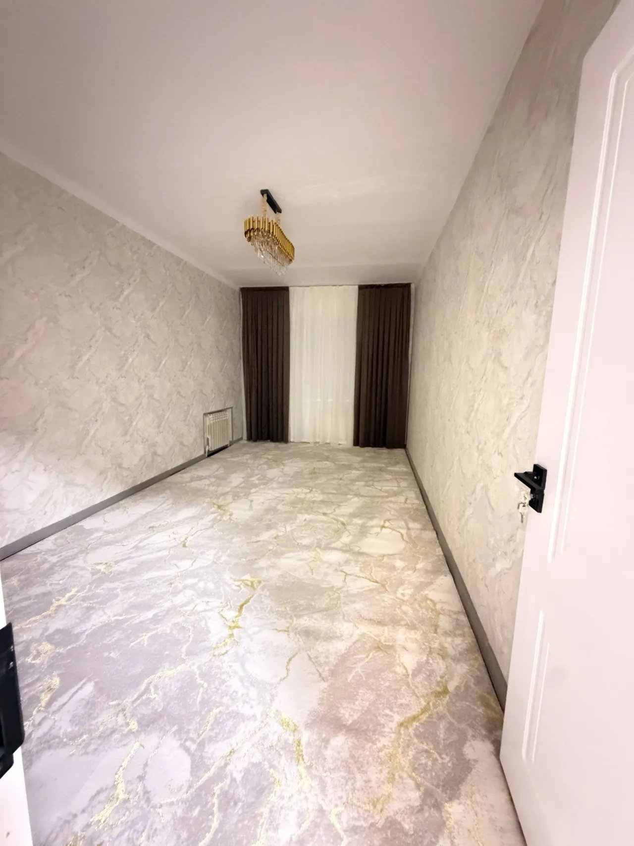 Sotiladi 3 xonali kvartira, 66 m², 6/7 qavat — Yangihayot tumani