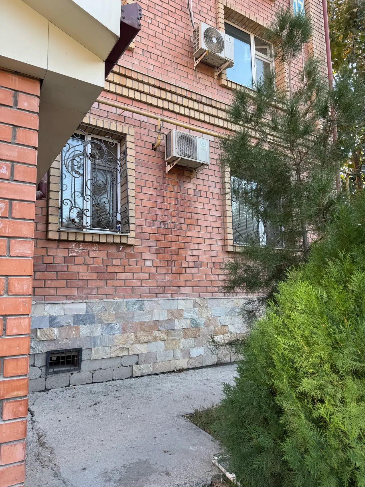 Продаётся 2-комнатная квартира, 43 м², 1/7 этаж — Янгихаётский район