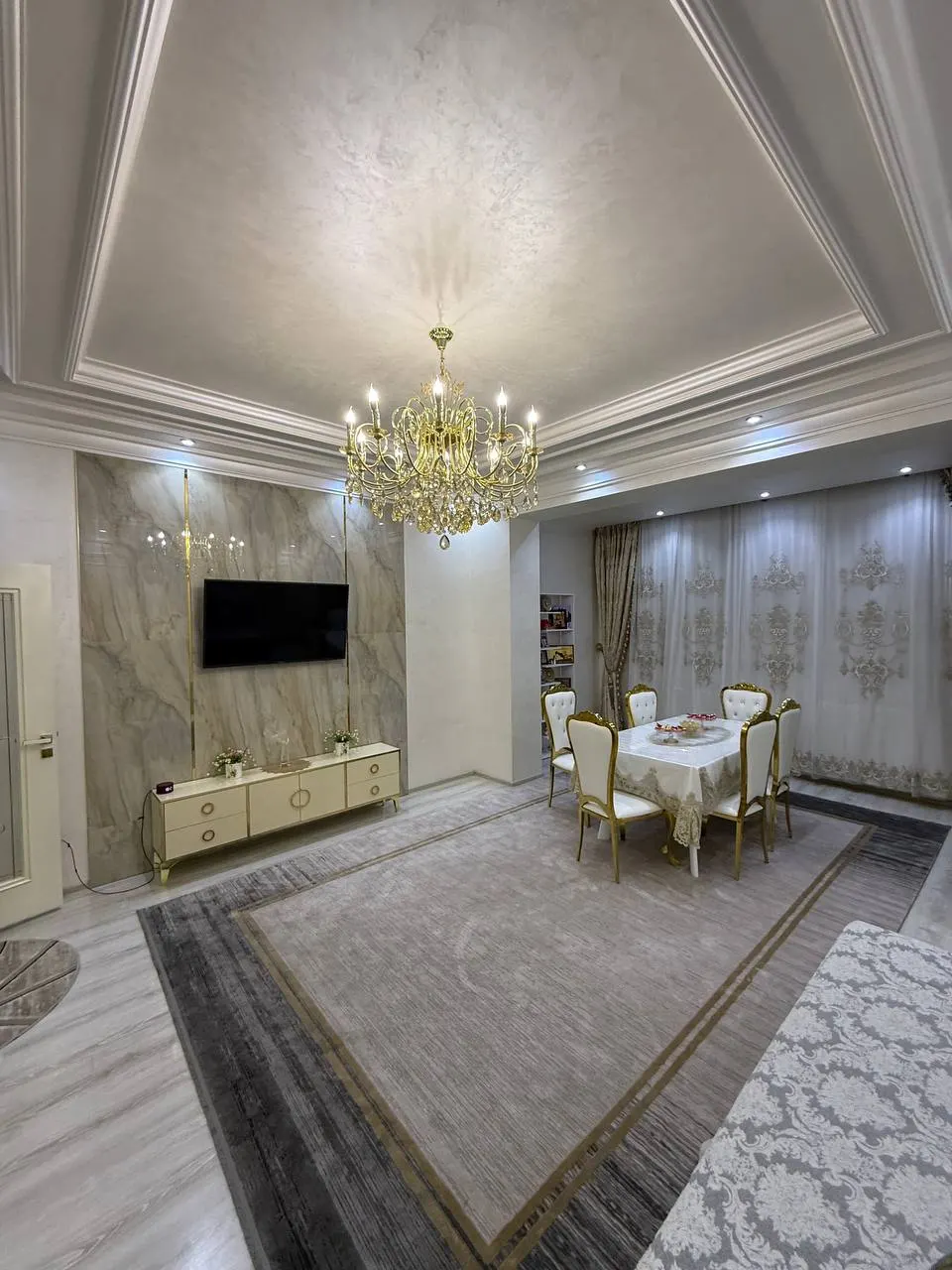 Сотилади квартира, 83 м², 1/5 қават — Миробод тумани