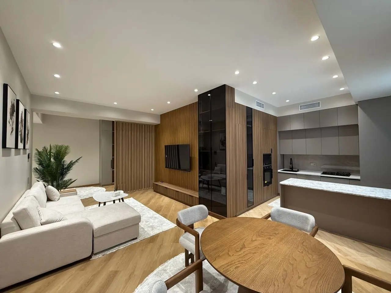 Ijaraga beriladi 3 xonali kvartira, 110 m², 9/10 qavat — Yakkasaroy tumani