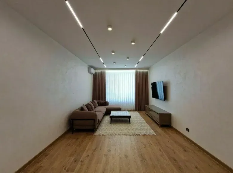 Сотилади 2 хонали квартира, 78 м², 10/12 қават — Миробод тумани