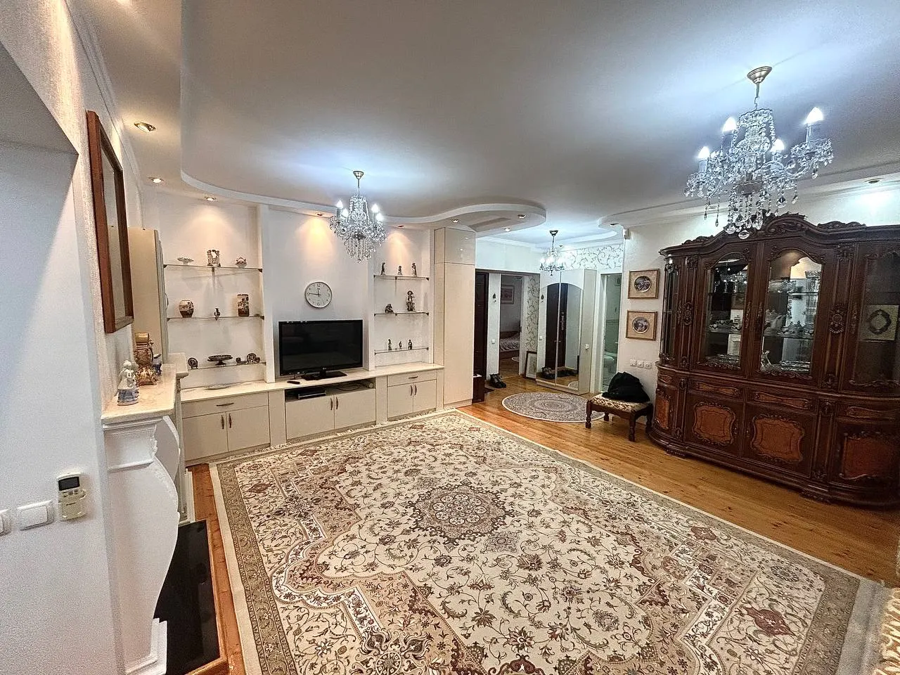Ижарага берилади 3 хонали квартира, 73 м², 1/4 қават — Юнусобод тумани