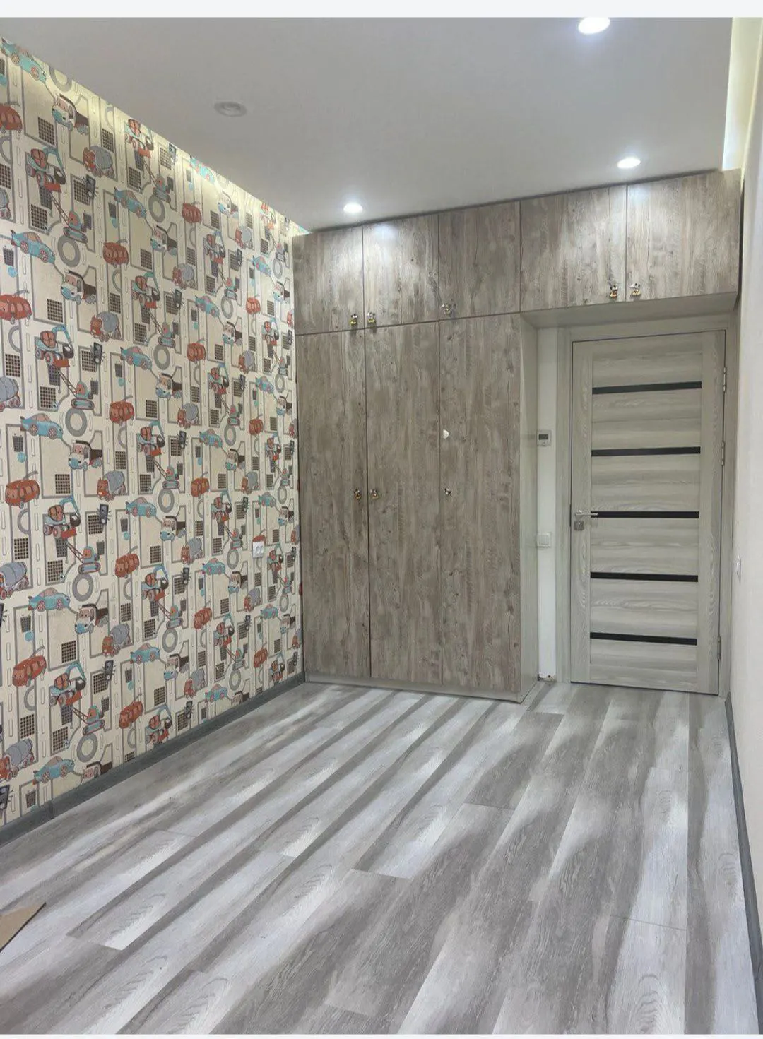 Sotiladi 2 xonali kvartira, 45 m², 1/4 qavat — Chilonzor tumani