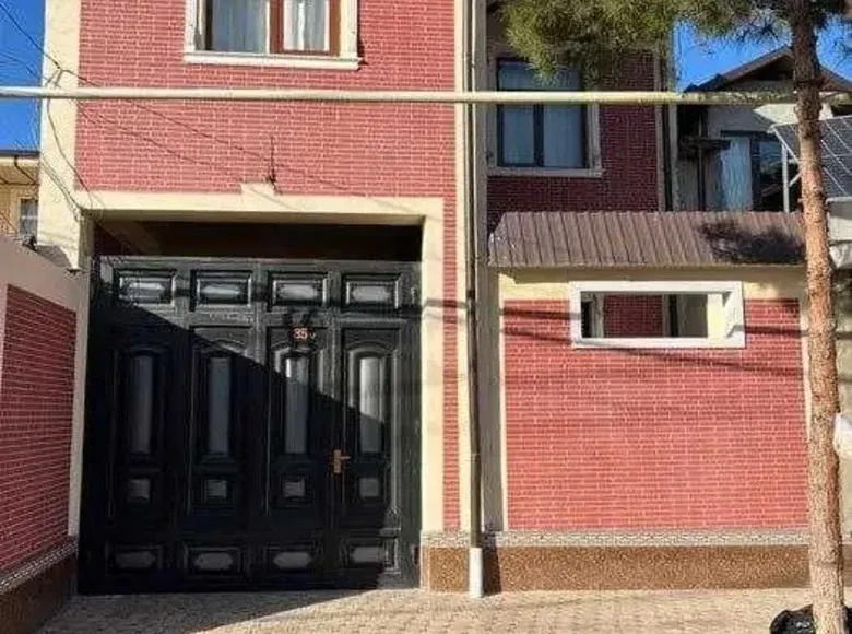 Сотилади 4 хонали ҳовли уй, 150 м² — Миробод тумани
